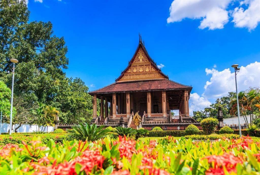 Lao Orchid Hotel Виентиане Екстериор снимка