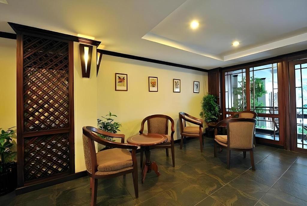 Lao Orchid Hotel Виентиане Екстериор снимка