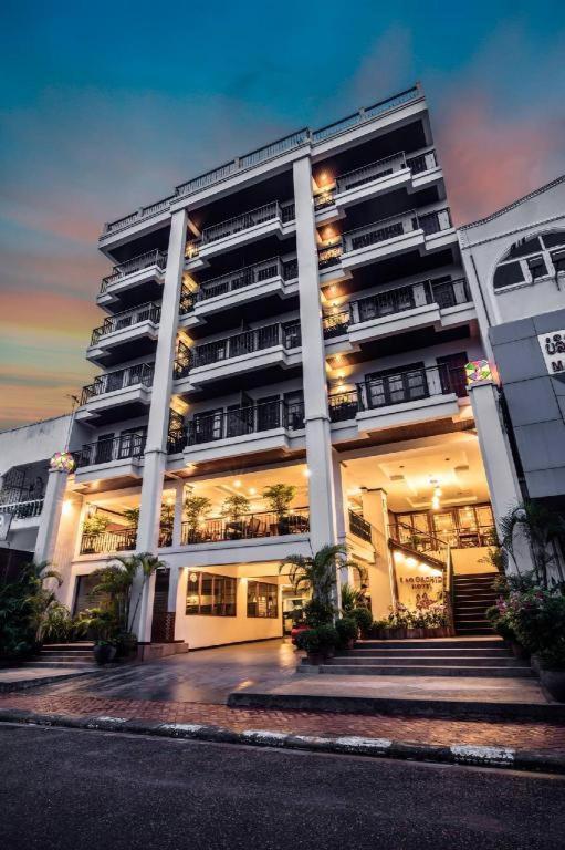 Lao Orchid Hotel Виентиане Екстериор снимка