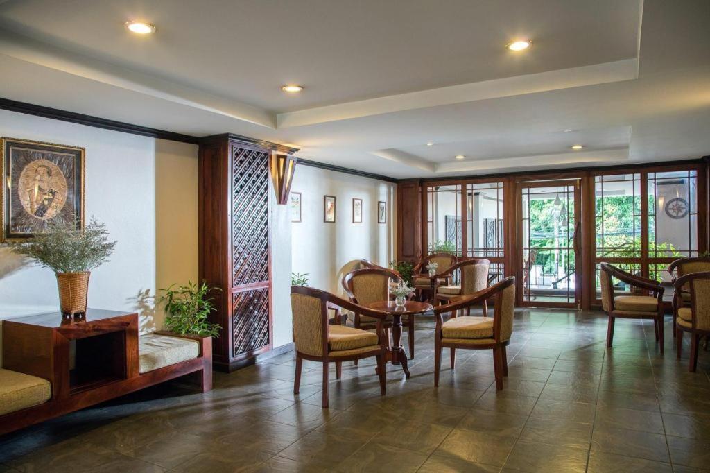 Lao Orchid Hotel Виентиане Екстериор снимка