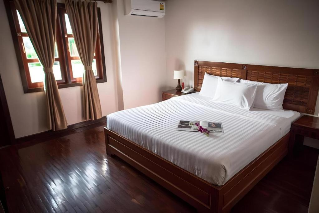 Lao Orchid Hotel Виентиане Екстериор снимка