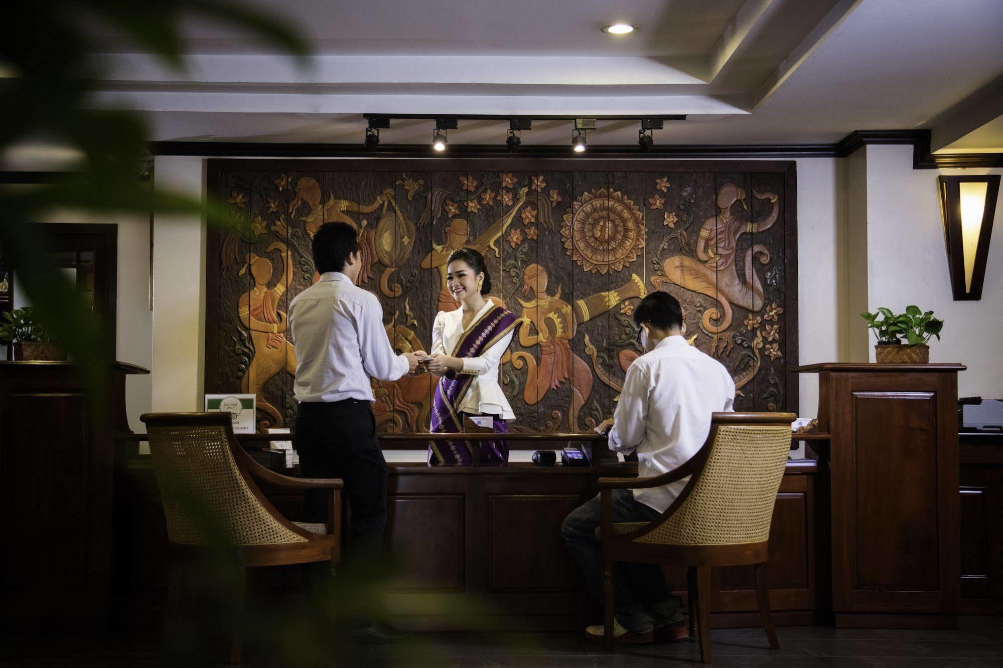 Lao Orchid Hotel Виентиане Екстериор снимка