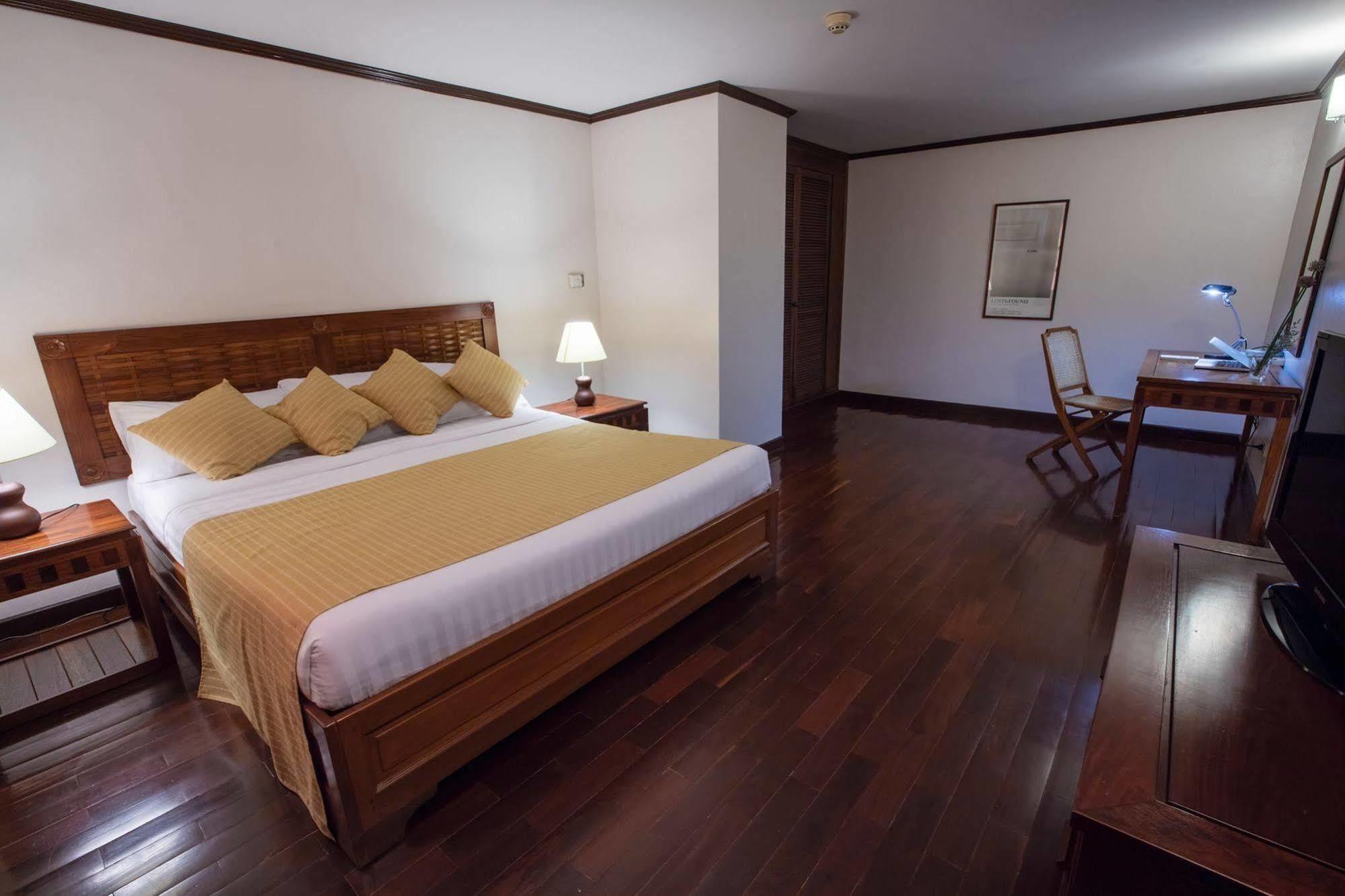 Lao Orchid Hotel Виентиане Екстериор снимка
