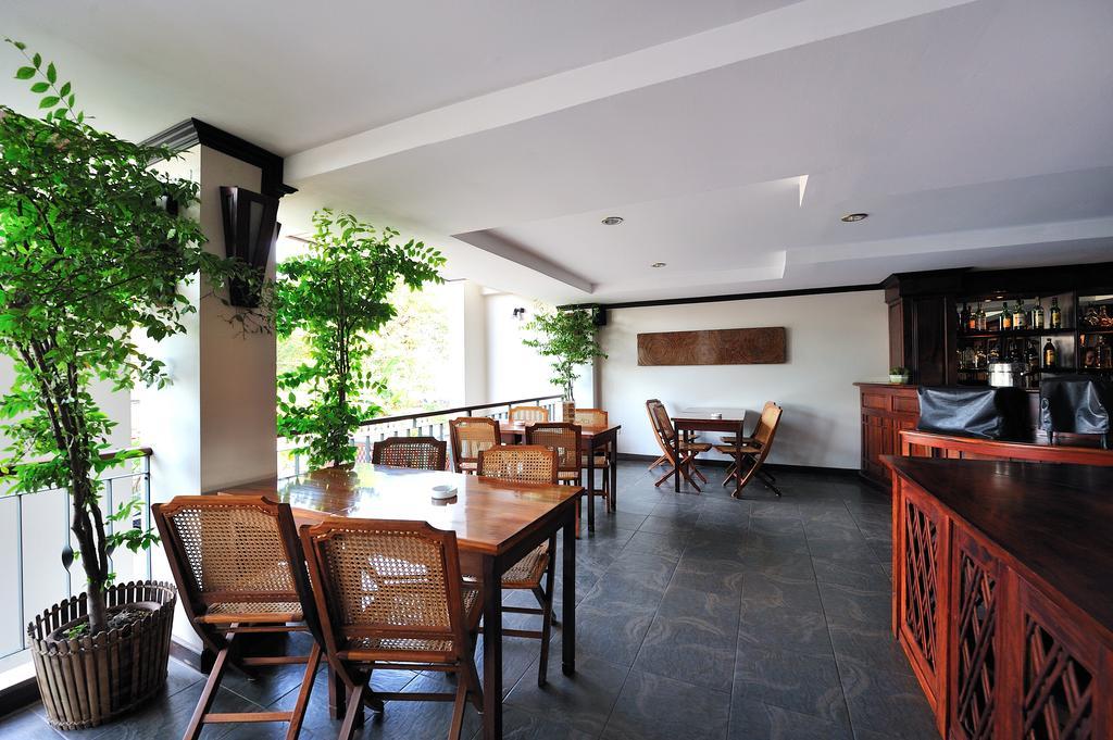 Lao Orchid Hotel Виентиане Екстериор снимка
